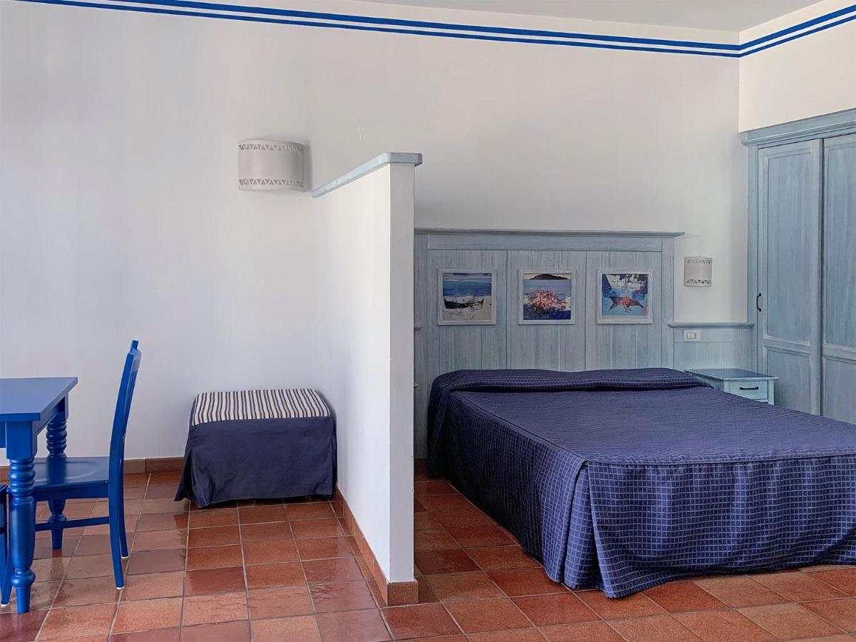 Resort Cala La Luna Favignana Luaran gambar
