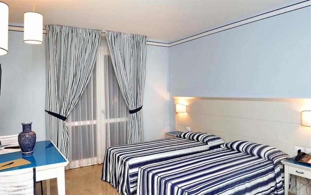 Resort Cala La Luna Favignana Luaran gambar